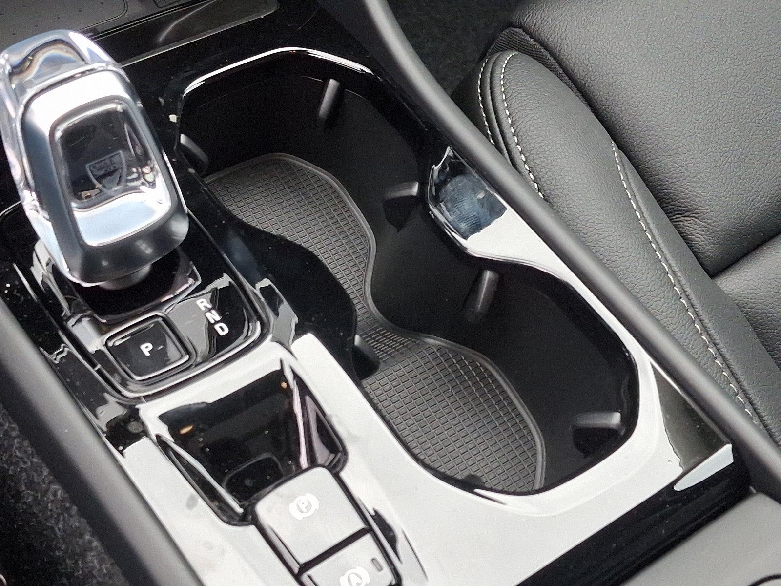 2025 Volvo XC40 Vehicle Photo in Trevose, PA 19053