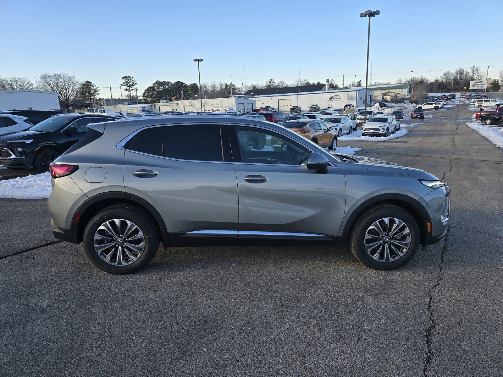 2025 Buick Envision Vehicle Photo in Rolla, MO 65401