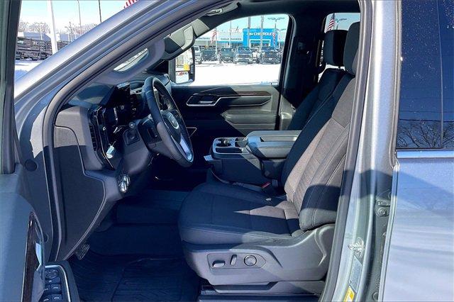 2025 GMC Sierra 2500 HD Vehicle Photo in INDEPENDENCE, MO 64055-1314