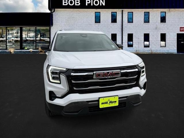 2025 GMC Terrain Vehicle Photo in CHICOPEE, MA 01020-5001