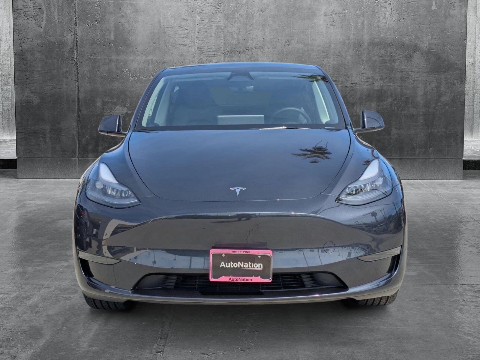 2024 Tesla Model Y Vehicle Photo in Tustin, CA 92782