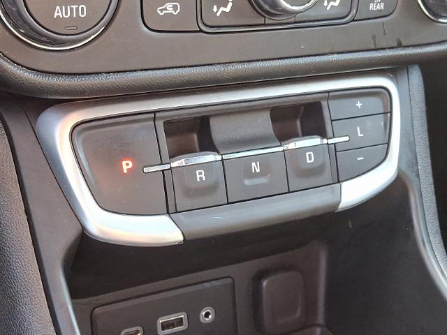 2022 GMC Terrain Vehicle Photo in TREVOSE, PA 19053-4984