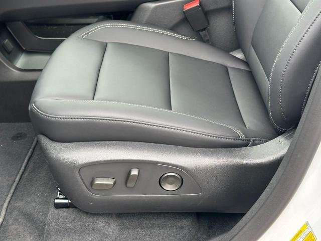 2025 GMC Acadia Vehicle Photo in COLUMBIA, MO 65203-3903