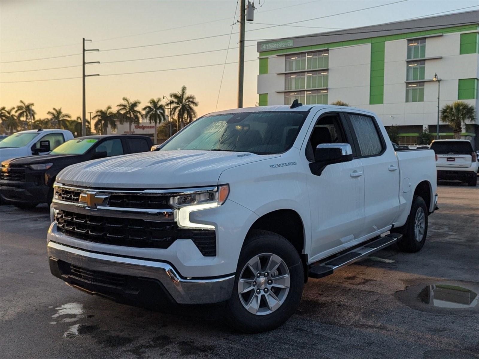 2025 Chevrolet Silverado 1500 Vehicle Photo in MIAMI, FL 33134-2699