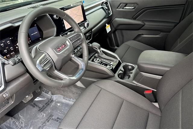 2025 GMC Canyon Vehicle Photo in ELK GROVE, CA 95757-8703