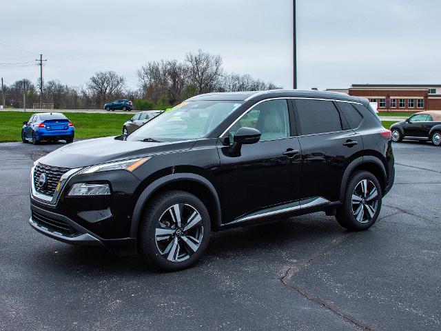 2023 Nissan Rogue Vehicle Photo in MADISON, IN 47250-1611