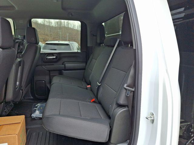 2024 Chevrolet Silverado 3500 HD Chassis Cab Vehicle Photo in PAWLING, NY 12564-3219