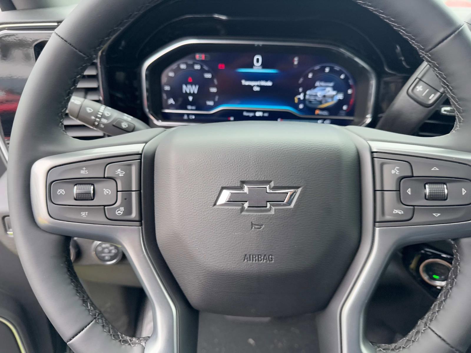 2025 Chevrolet Silverado 2500 HD Vehicle Photo in LOS ANGELES, CA 90007-3794