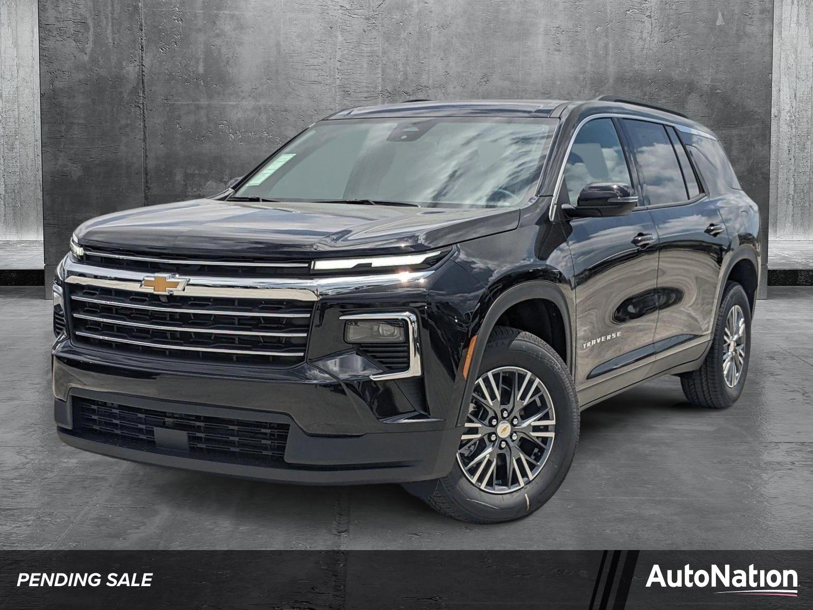 2025 Chevrolet Traverse Vehicle Photo in MIAMI, FL 33172-3015