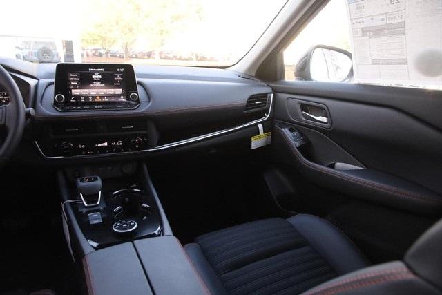2025 Nissan Rogue Vehicle Photo in Hazelwood, MO 63042
