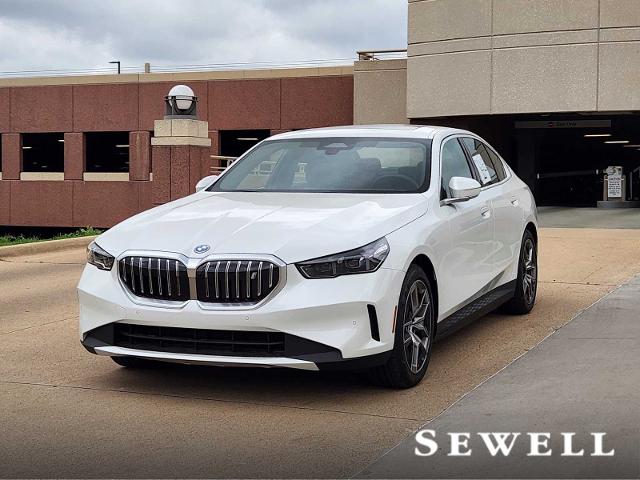 2025 BMW i5 Vehicle Photo in PLANO, TX 75024