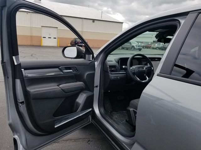 2025 GMC Terrain Vehicle Photo in ELYRIA, OH 44035-6349