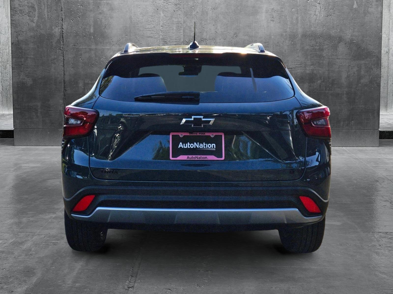 2025 Chevrolet Trax Vehicle Photo in GREENACRES, FL 33463-3207