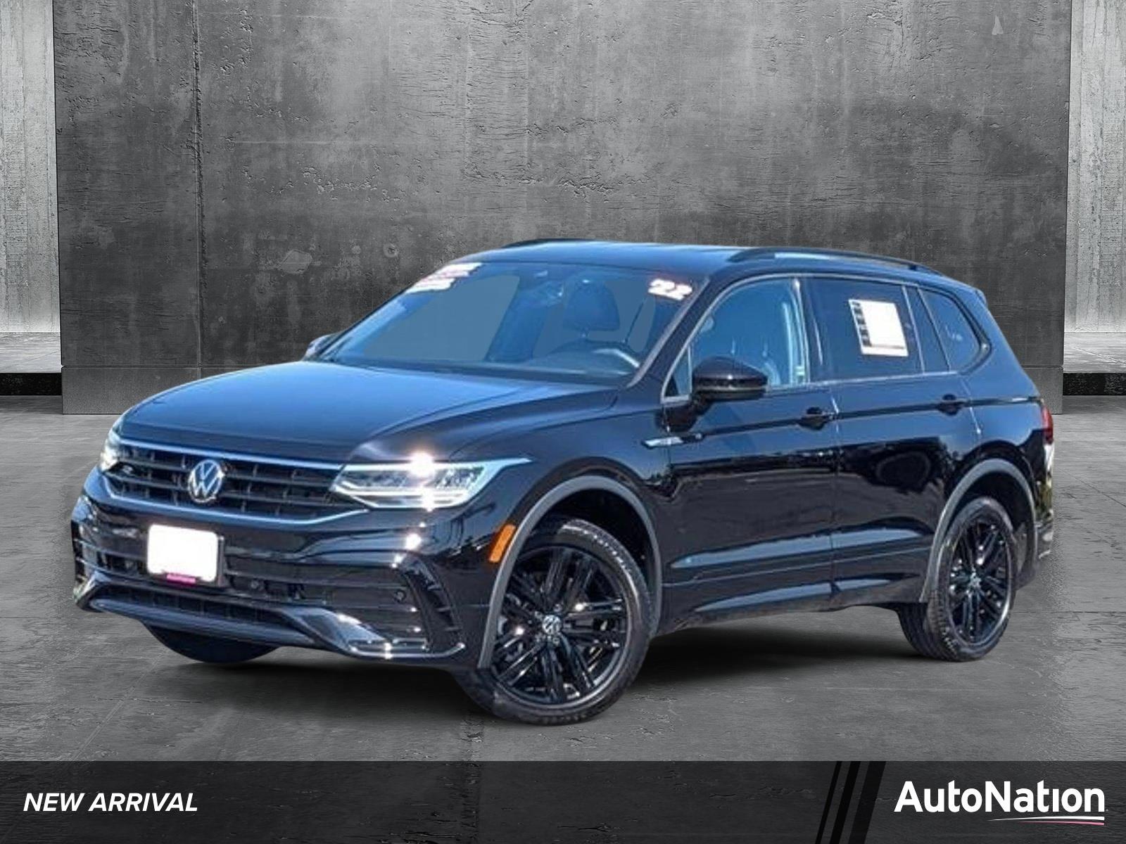2022 Volkswagen Tiguan Vehicle Photo in PEMBROKE PINES, FL 33024-6534