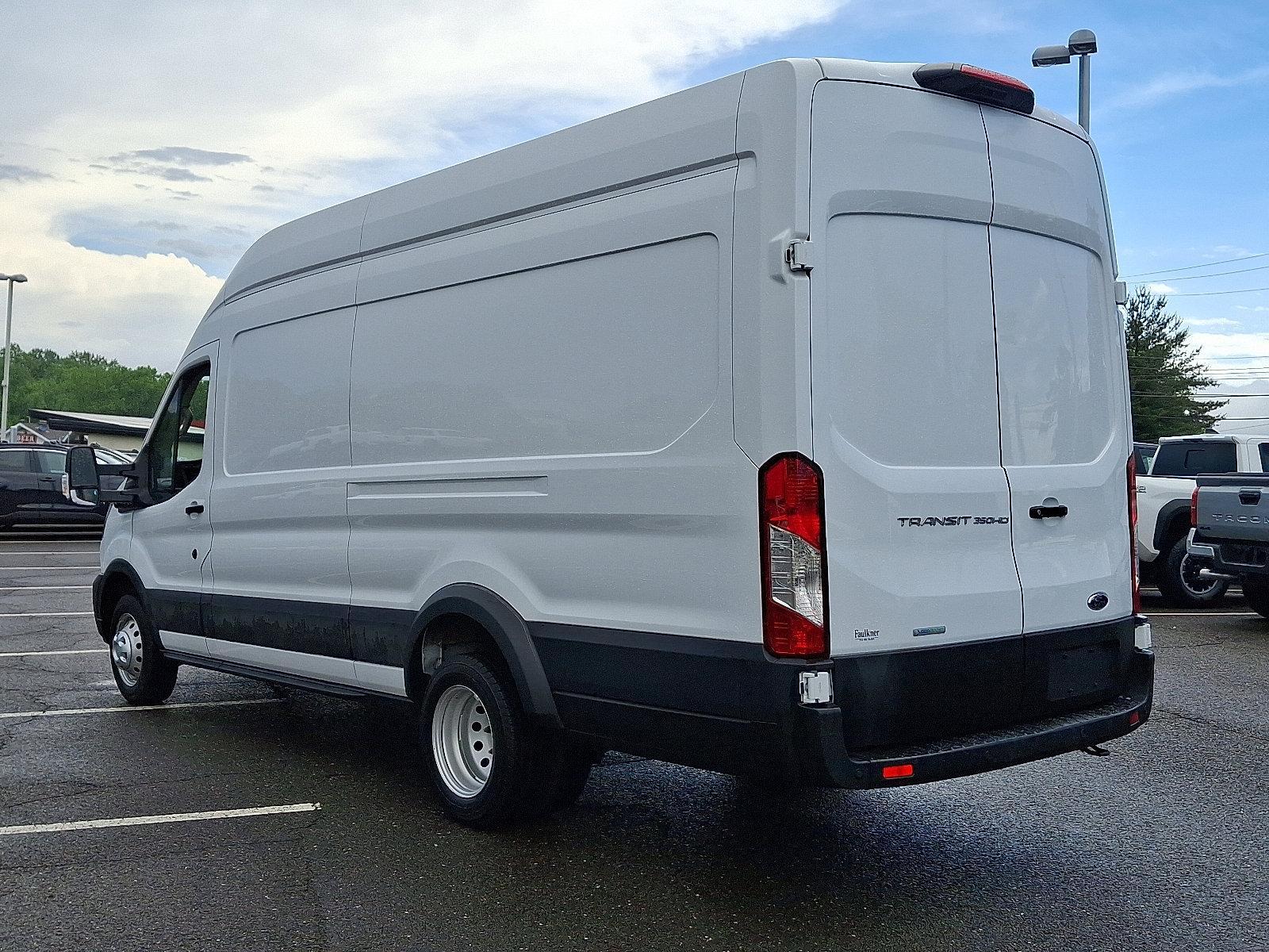 2023 Ford Transit Cargo Van Vehicle Photo in Trevose, PA 19053