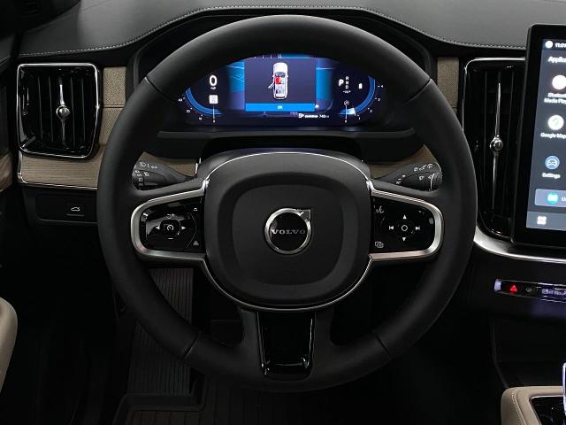 2025 Volvo XC90 Vehicle Photo in Appleton, WI 54913