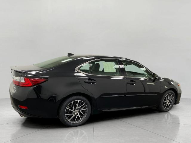2016 Lexus ES 350 Vehicle Photo in Appleton, WI 54913