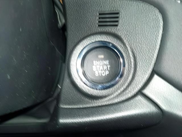 2025 Subaru Outback Vehicle Photo in Green Bay, WI 54304