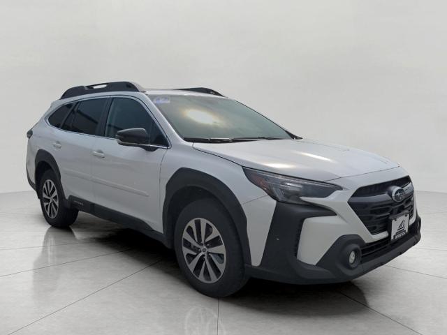 2024 Subaru Outback Vehicle Photo in Green Bay, WI 54304