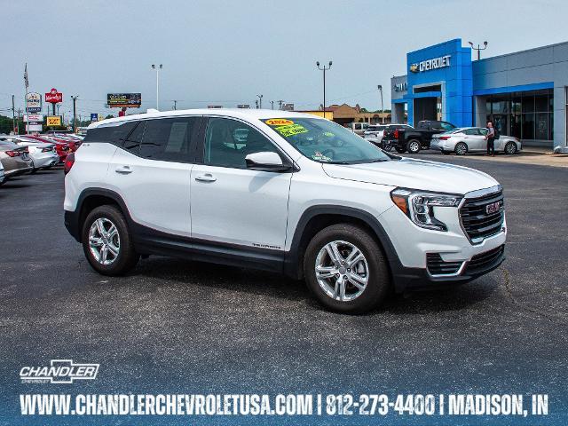 2024 GMC Terrain Vehicle Photo in MADISON, IN 47250-1611