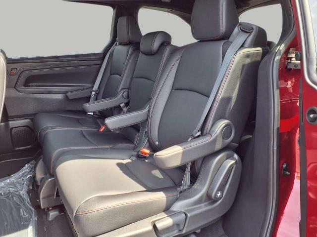 2025 Honda Odyssey Vehicle Photo in Oshkosh, WI 54904
