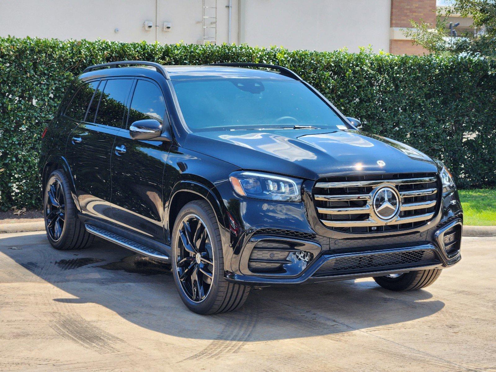 2025 Mercedes-Benz GLS Vehicle Photo in HOUSTON, TX 77079