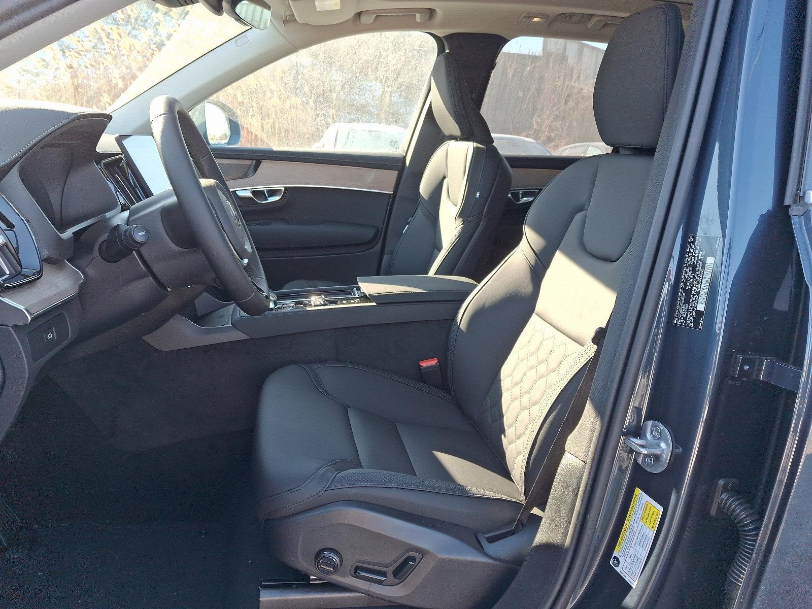 2025 Volvo XC90 Vehicle Photo in Trevose, PA 19053