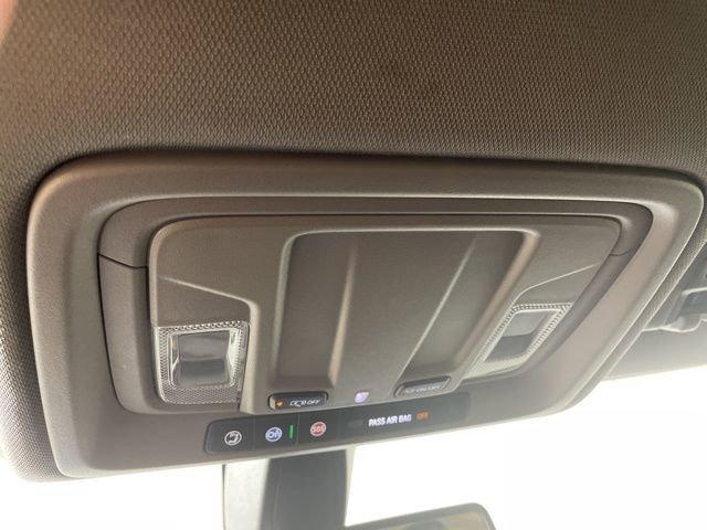2020 Chevrolet Silverado 1500 Vehicle Photo in PHOENIX, AZ 85014-3381