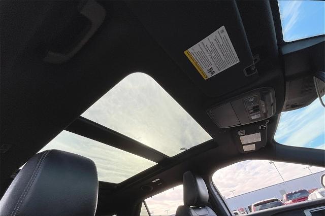 2022 Ford Explorer Vehicle Photo in Grapevine, TX 76051