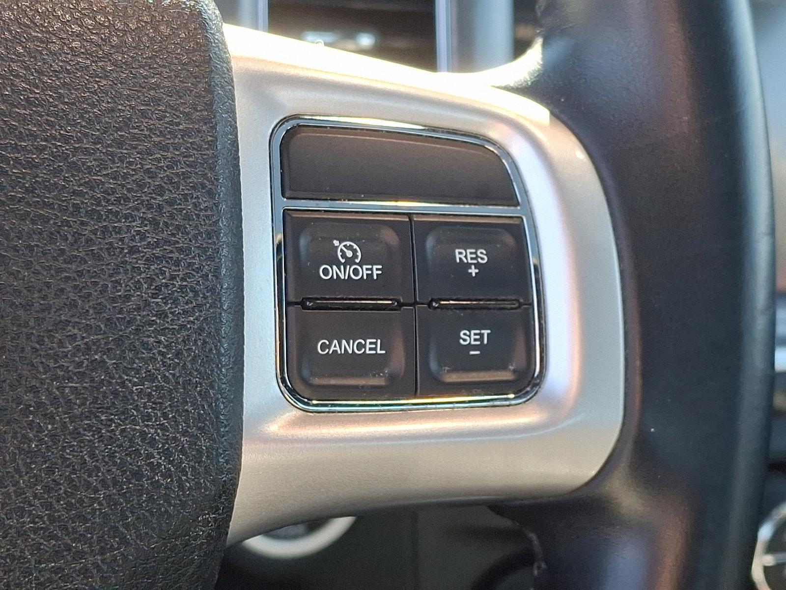 2013 Dodge Charger Vehicle Photo in Trevose, PA 19053