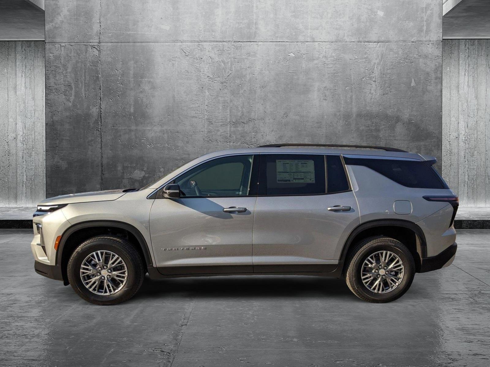 2025 Chevrolet Traverse Vehicle Photo in TIMONIUM, MD 21093-2300