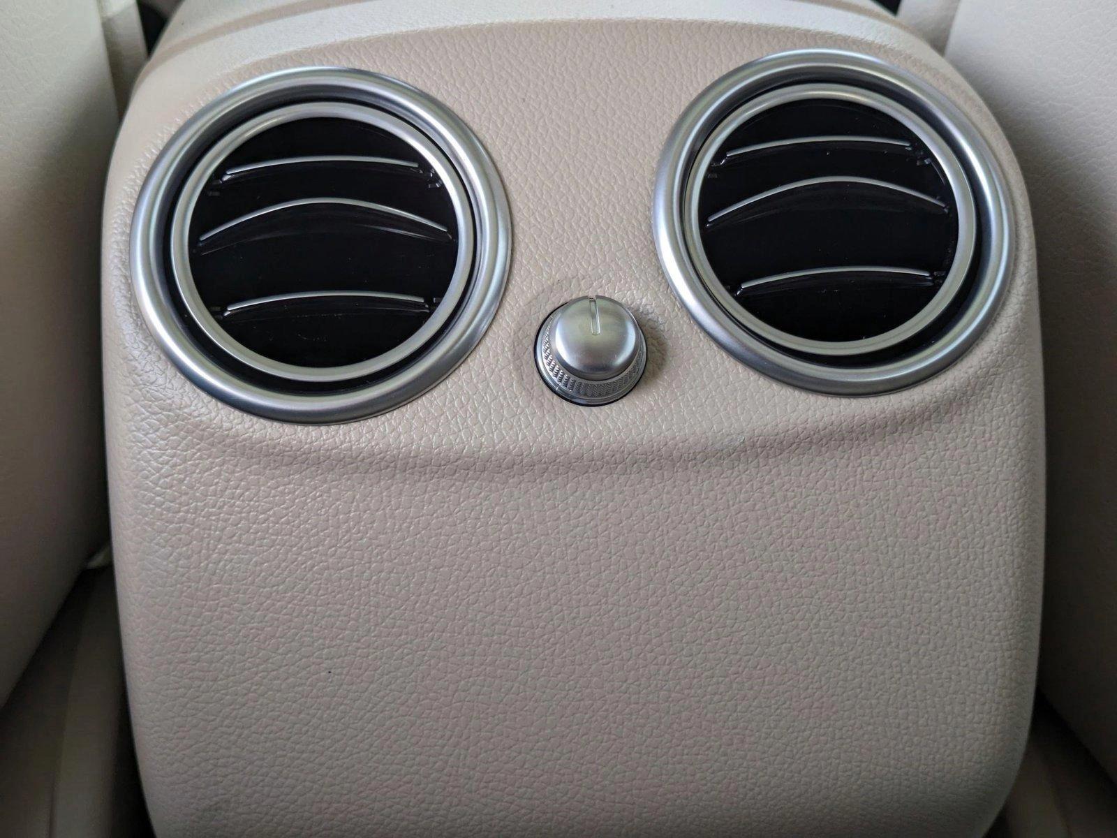 2021 Mercedes-Benz GLC Vehicle Photo in Bethesda, MD 20852