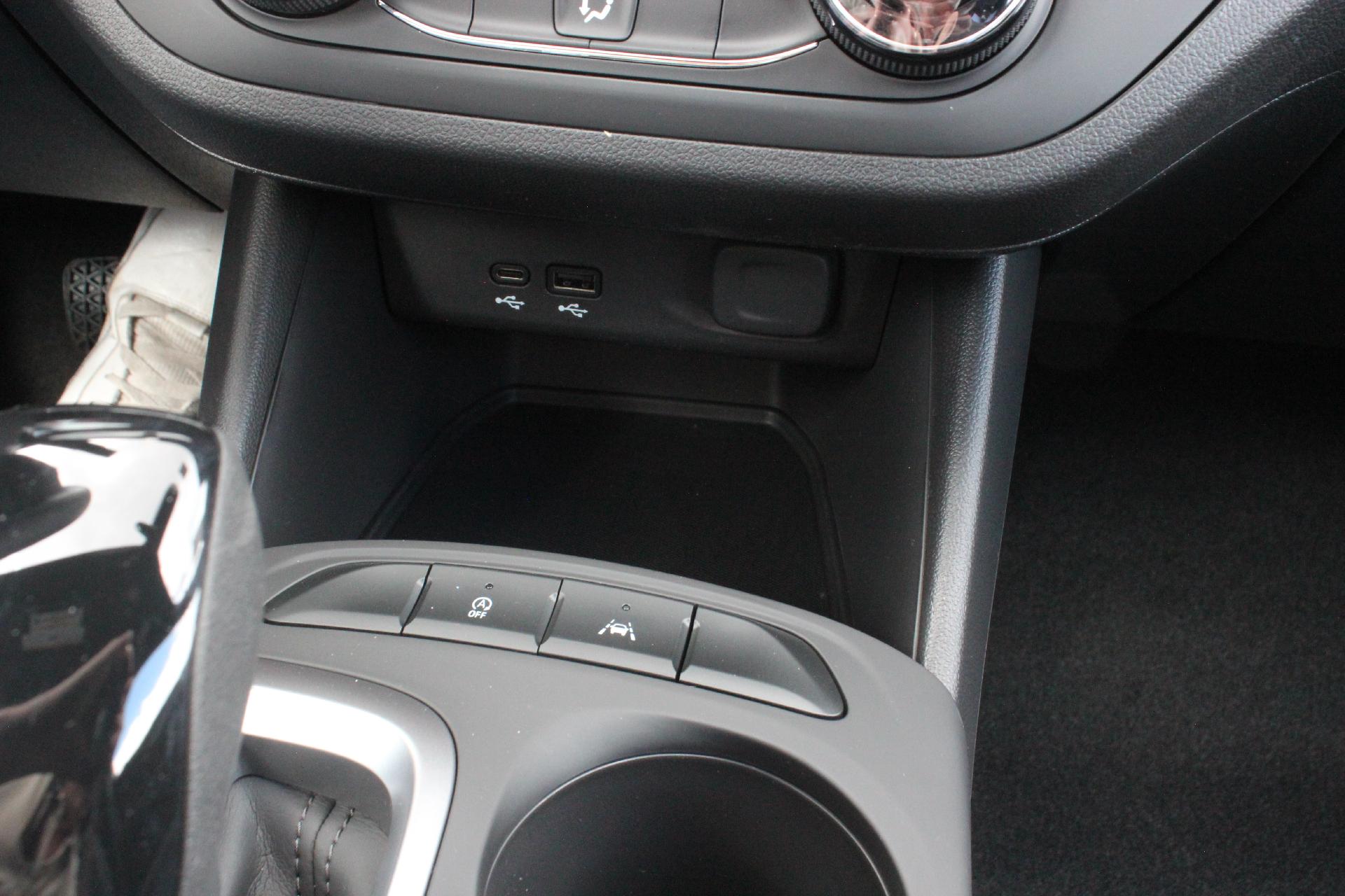 2025 Buick Envista Vehicle Photo in AURORA, CO 80012-4011