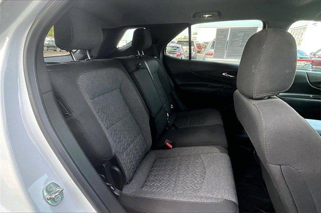 2022 Chevrolet Equinox Vehicle Photo in TOPEKA, KS 66609-0000