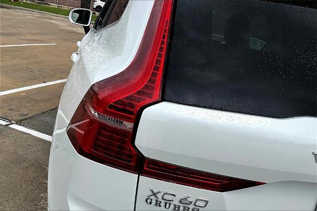 2022 Volvo XC60 Vehicle Photo in Houston, TX 77007