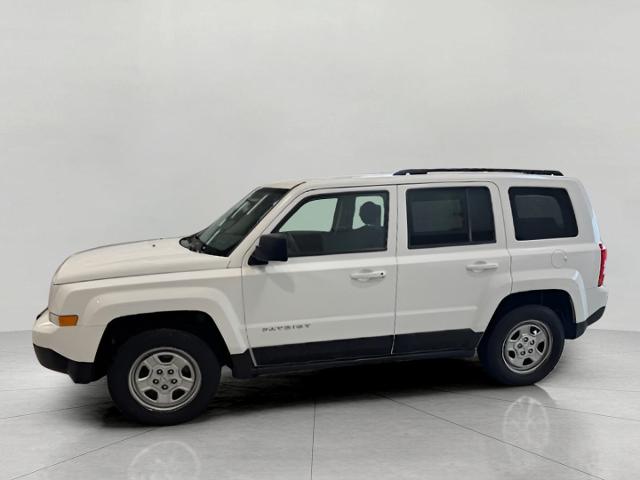 2013 Jeep Patriot Vehicle Photo in Green Bay, WI 54304
