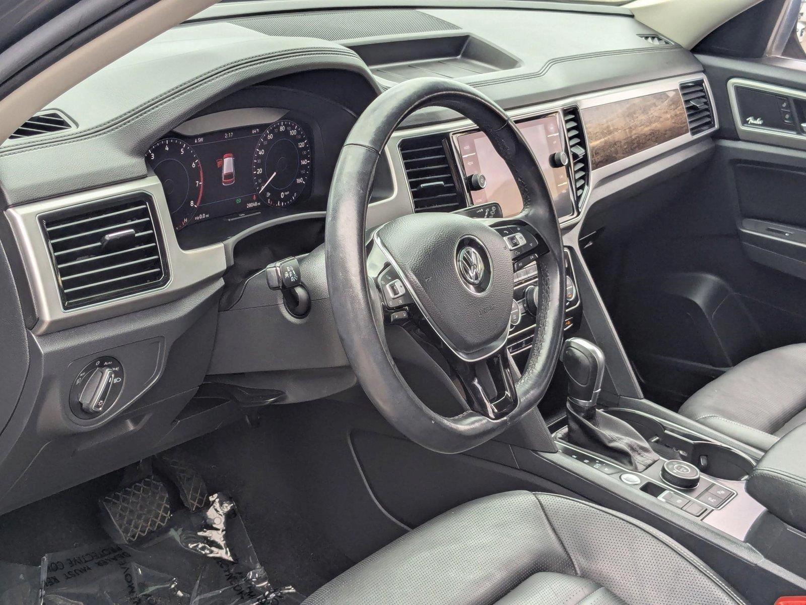 2018 Volkswagen Atlas Vehicle Photo in Tampa, FL 33614