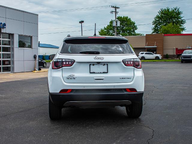 2024 Jeep Compass Vehicle Photo in MADISON, IN 47250-1611
