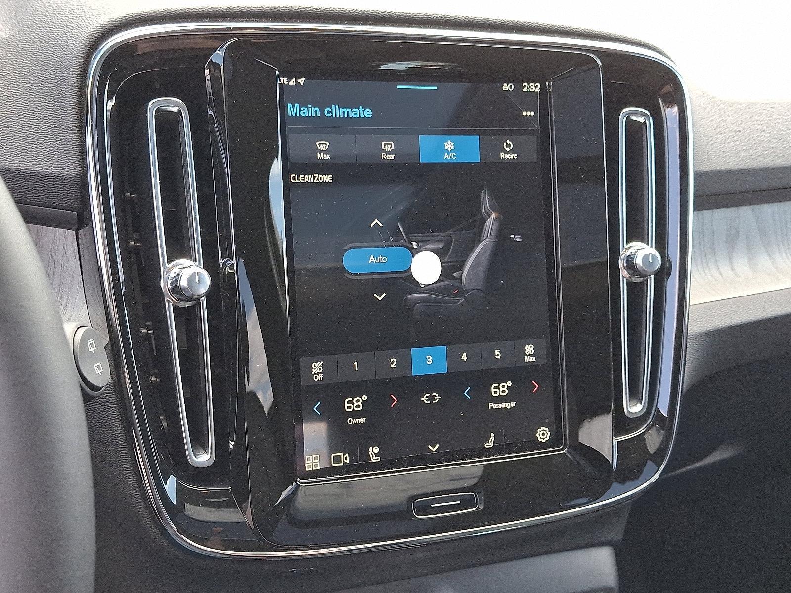 2025 Volvo XC40 Vehicle Photo in Trevose, PA 19053
