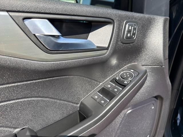 2022 Ford Escape Vehicle Photo in ENGLEWOOD, CO 80113-6708
