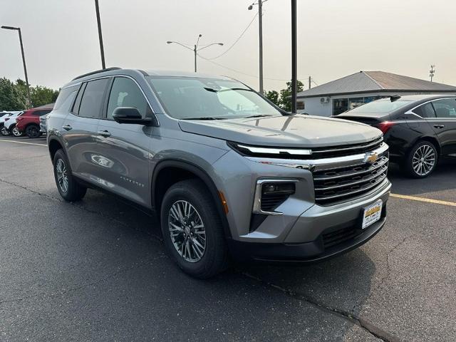 2025 Chevrolet Traverse Vehicle Photo in COLUMBIA, MO 65203-3903