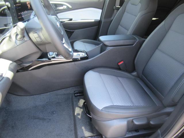 2025 Chevrolet Trax Vehicle Photo in LEESBURG, FL 34788-4022