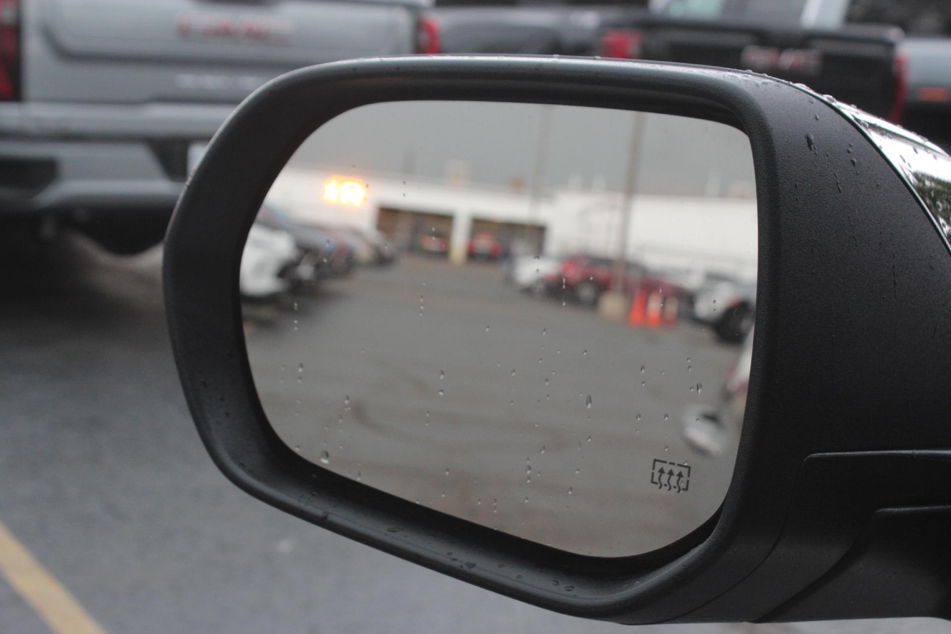 2025 GMC Acadia Vehicle Photo in AURORA, CO 80012-4011