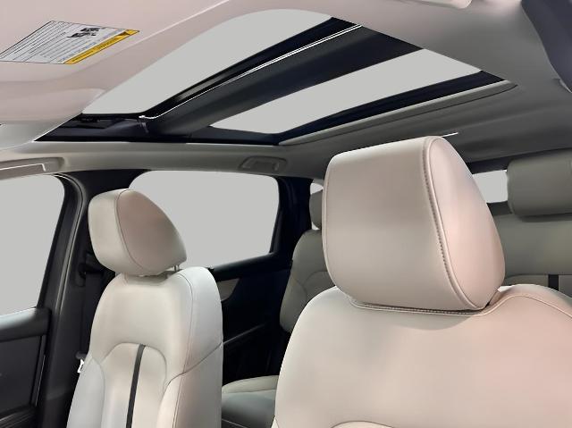 2025 Mazda CX-90 Vehicle Photo in Green Bay, WI 54304