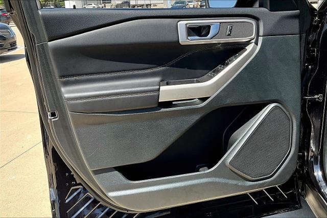 2024 Ford Explorer Vehicle Photo in Grapevine, TX 76051