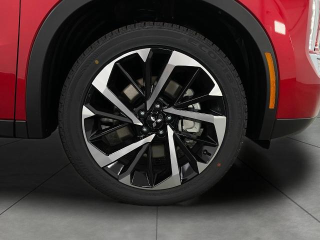 2025 Mitsubishi Outlander Plug-In Hybrid Vehicle Photo in Appleton, WI 54913