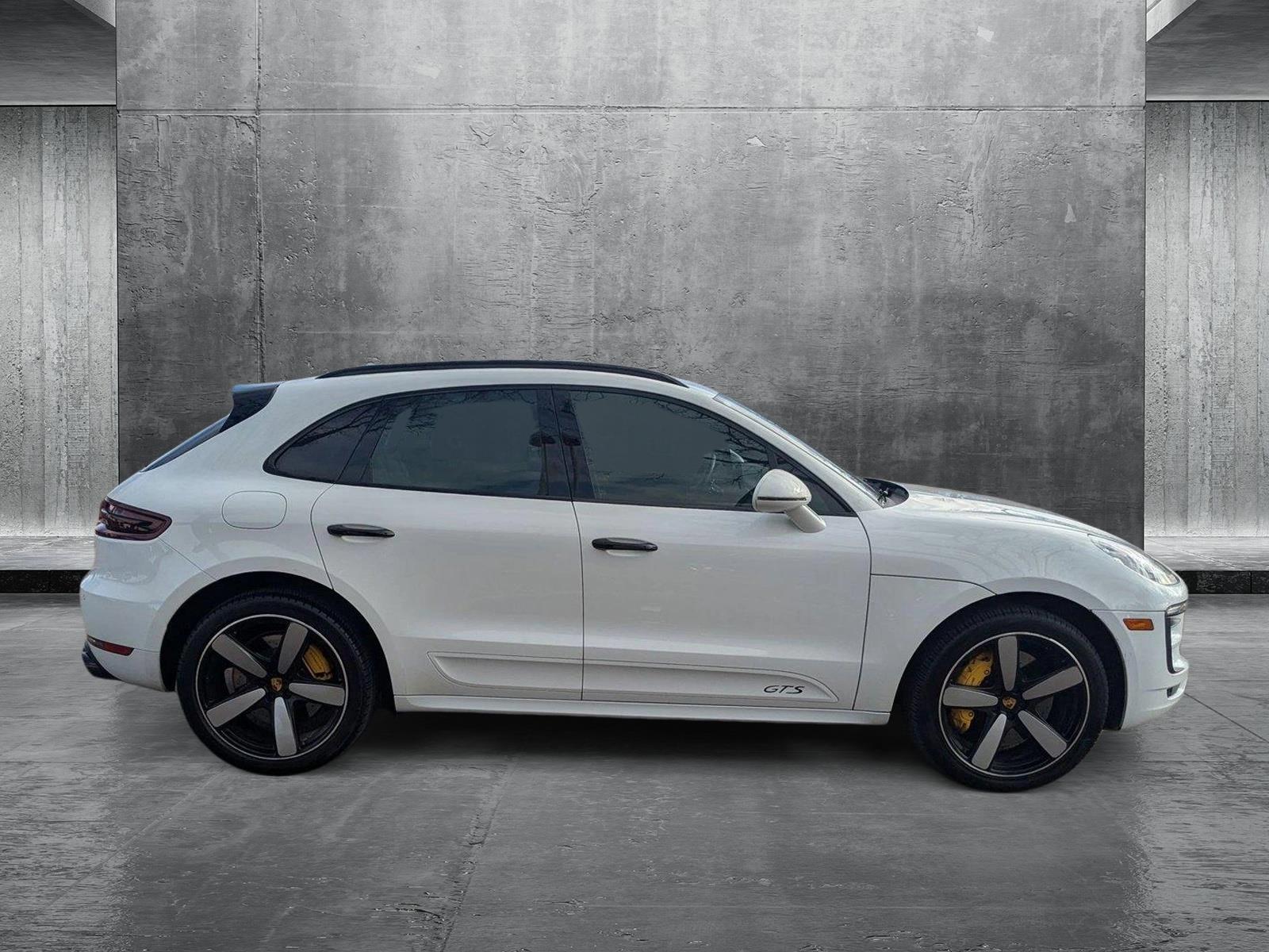 2018 Porsche Macan Vehicle Photo in LONE TREE, CO 80124-2750