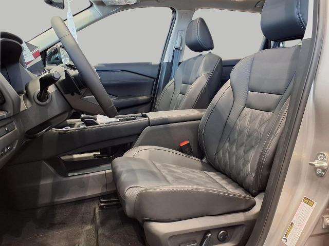 2025 Nissan Rogue Vehicle Photo in Oshkosh, WI 54904