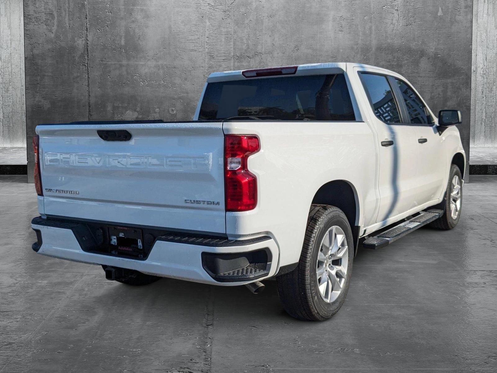 2024 Chevrolet Silverado 1500 Vehicle Photo in MIAMI, FL 33134-2699