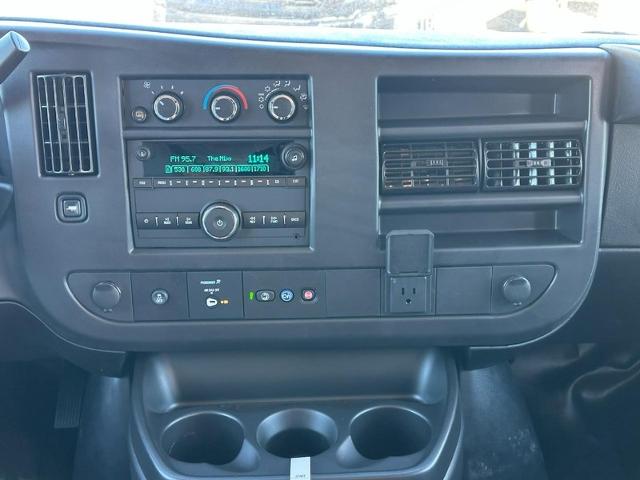 2024 Chevrolet Express Cargo 2500 Vehicle Photo in COLUMBIA, MO 65203-3903